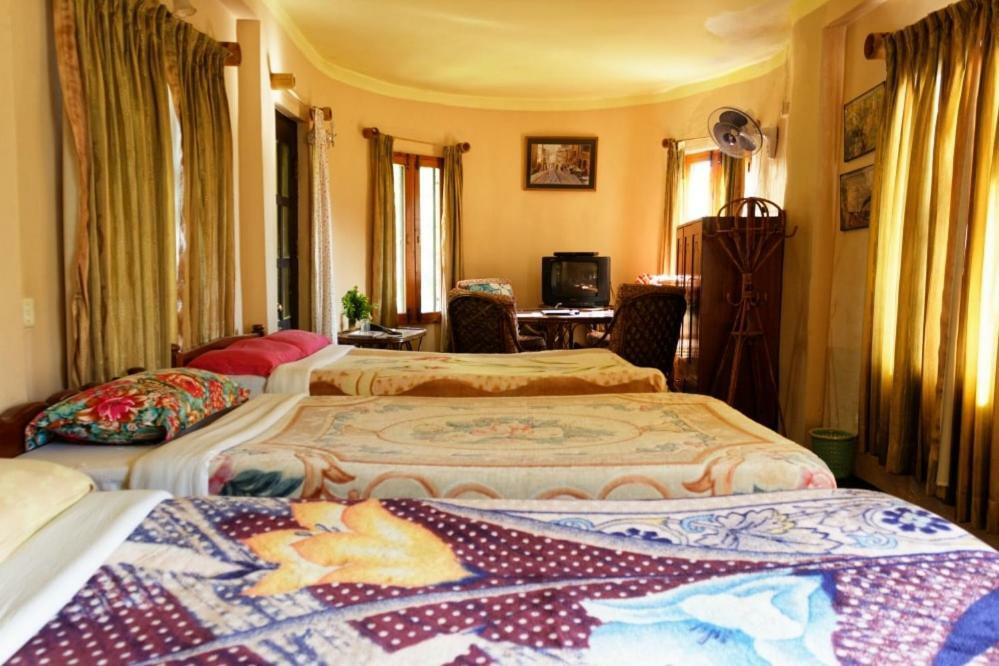 Castle Hotel פוקהרה מראה חיצוני תמונה